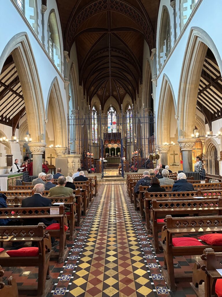 23_chapel_int